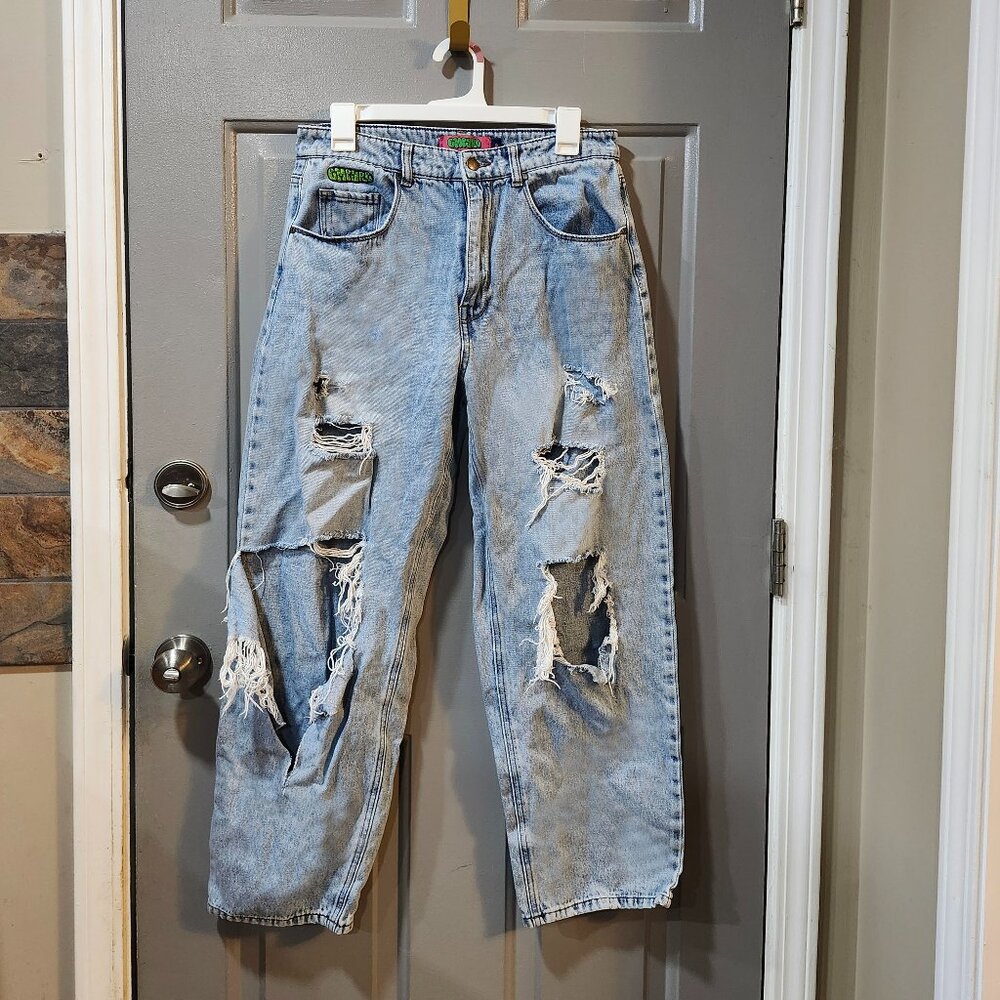 Empyre Women's Skater Jeans - Highly Distressed - Size 9